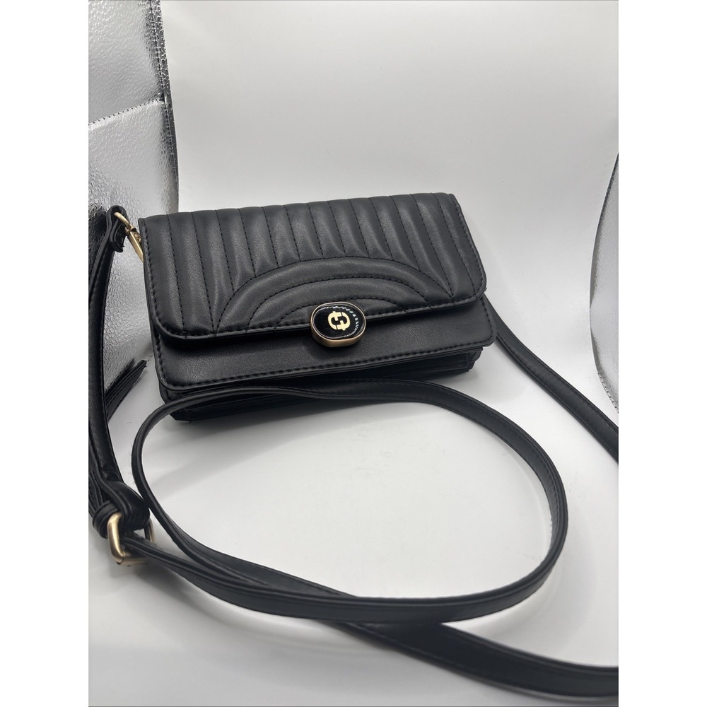 Jaclyn Smith Black Quilted Crossbody Bag Detachable Strap Turn Lock Zip Gold